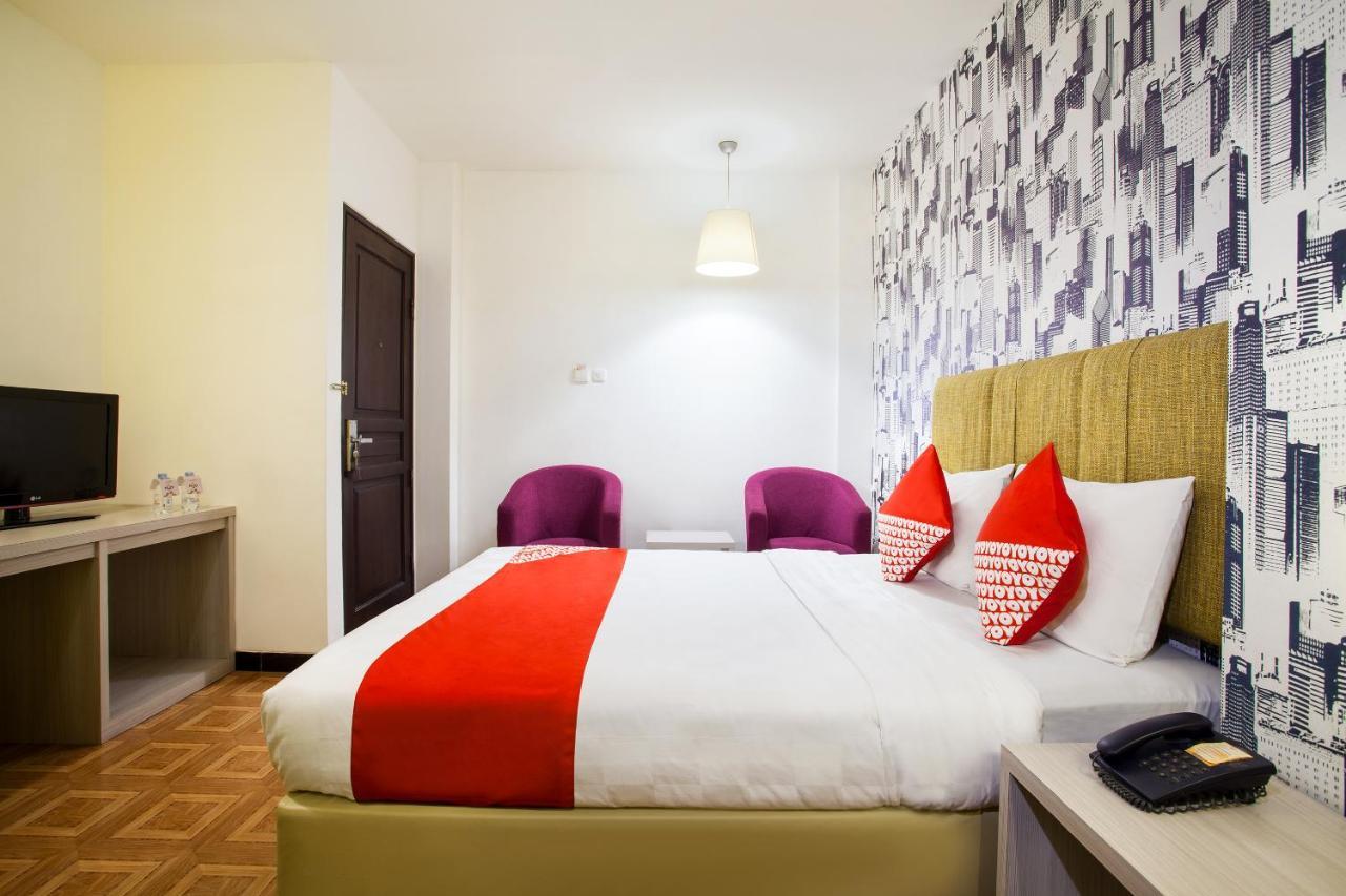 Oyo 119 Belvena Hotel Dżakarta Zewnętrze zdjęcie