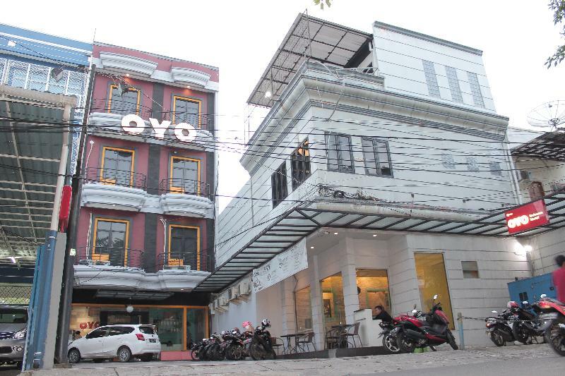 Oyo 119 Belvena Hotel Dżakarta Zewnętrze zdjęcie