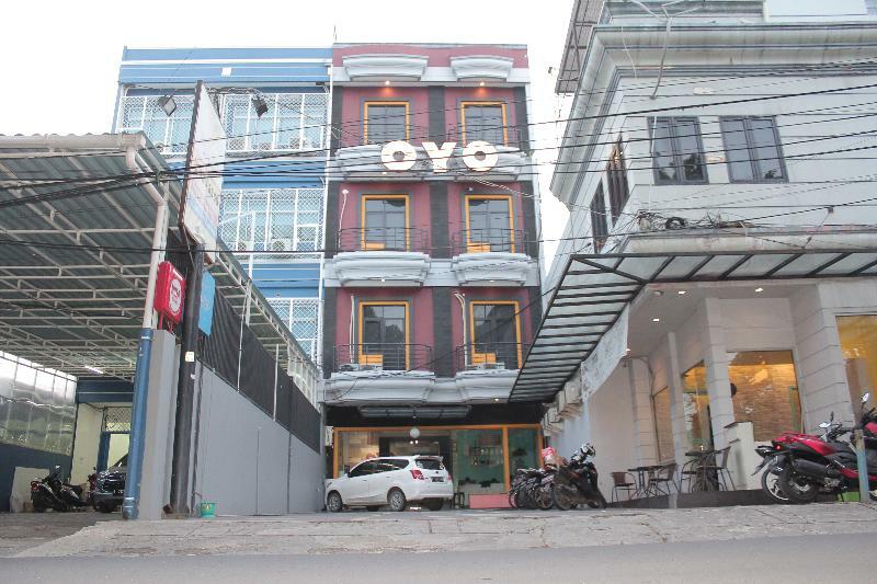 Oyo 119 Belvena Hotel Dżakarta Zewnętrze zdjęcie
